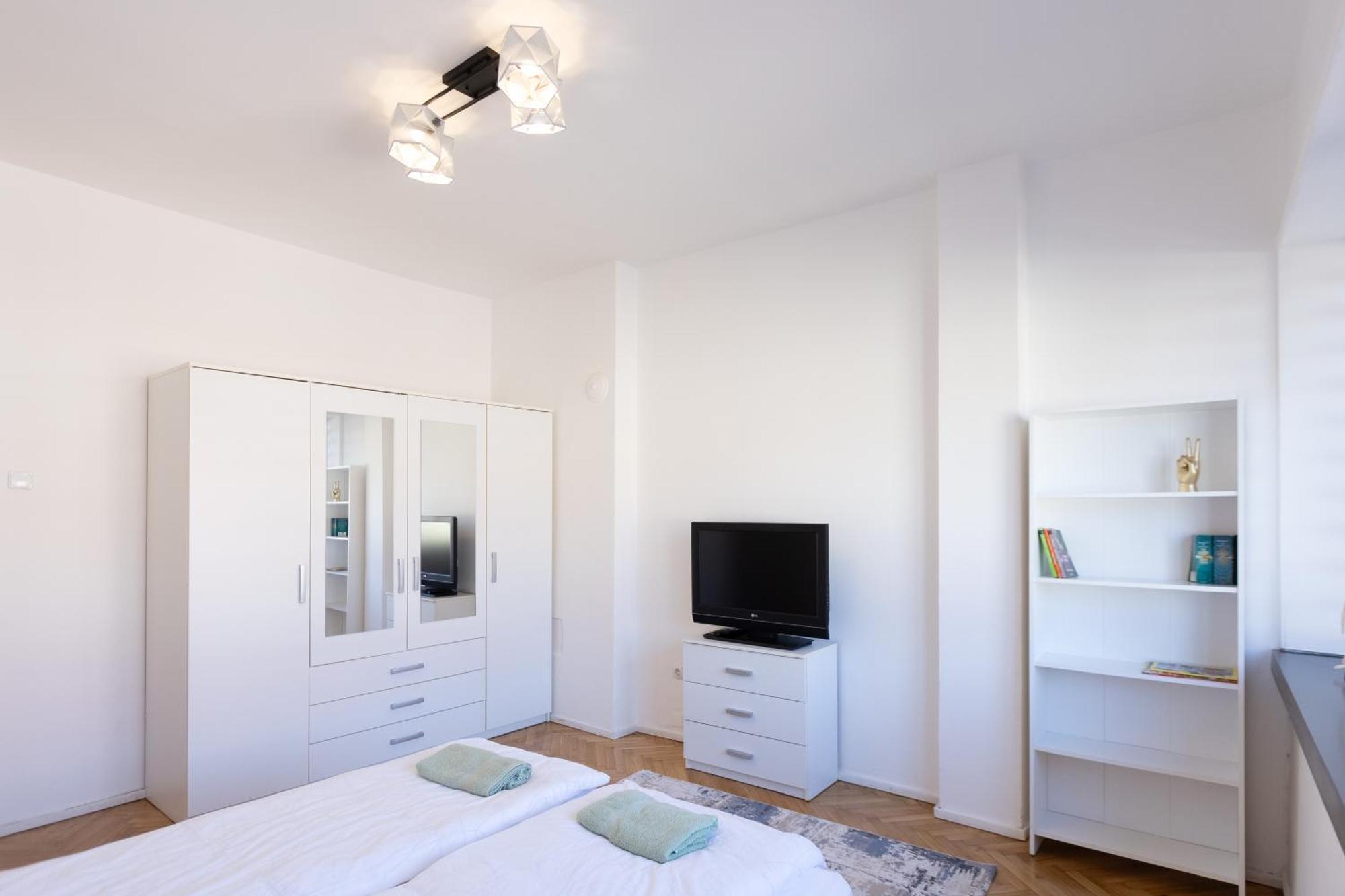 1Bdr Flat In Center Of Sofia Vitoshka Blvd Lägenhet Exteriör bild